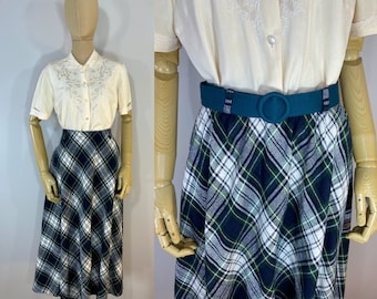 Vintage 1970s/1980s Green, Navy and White Plaid A-Line Midi Skirt, Elastic Waist, Belt Loops, Size 8