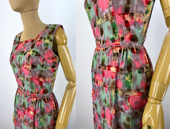 Vintage 1960s Red, Pink, Green and Chocolate Floc… - image 8