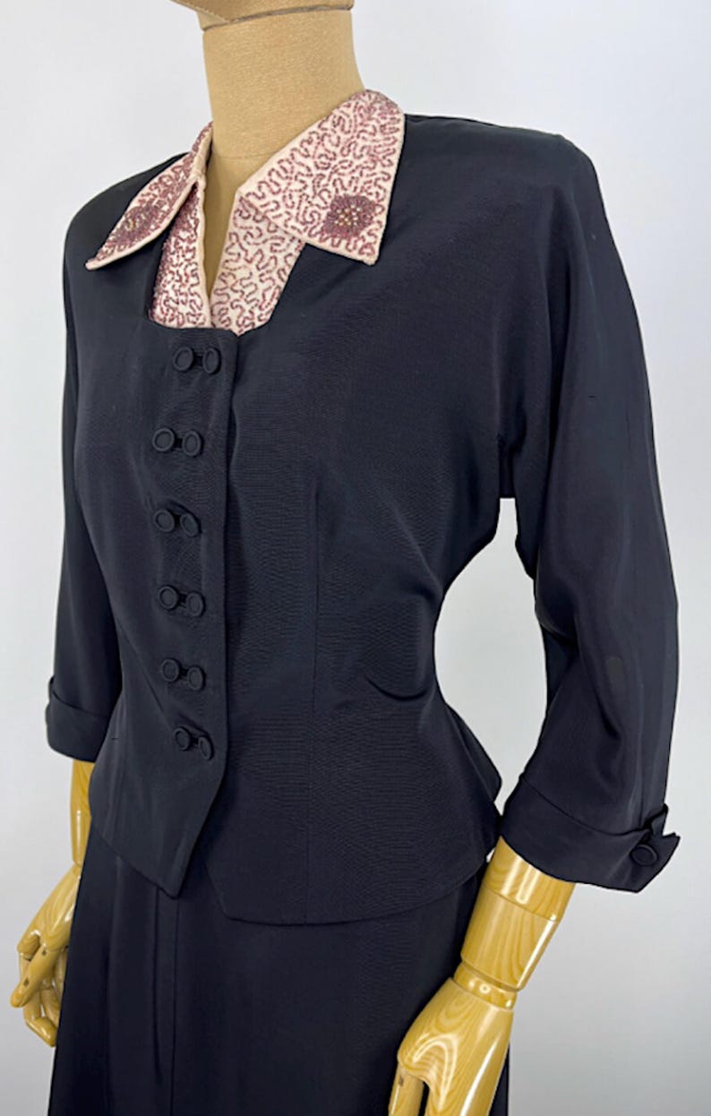 Nipped Waist Vintage Jacket 1940s 1950s Black Faille Evening Suit Beaded Dickie Collar Two Piece Formal Set Retro Style Cocktail Attire Dusty Rose Pearl Details A Line Skirt Ensemble Authentic Mid Century Fashion Double Button Closure