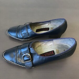 Vintage 1960s Easy Street Navy Blue Leather Shoes Size 75/8 image 3