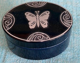 Antique 1927 Lucretia Vanderbilt Art Deco Face Powder Box with Butterfly Design in Metal