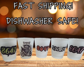 8647 Vasos de chupito esmerilados con motivos políticos