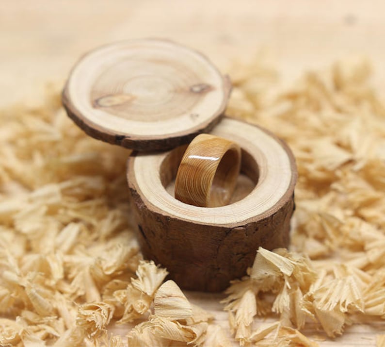 Unique Wooden Ring Box Log Ring Box Round Ring Box Proposal Etsy