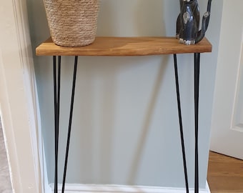 Beistelltisch/Heiztisch/Sofatisch mit Massivholzplatte live edge in verschiedenen Längen und Höhe mit Hairpin Legs erhältlich