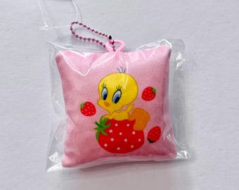1 Looney Tunes Tweety Bird Cushion Pink Keychian  Keyring