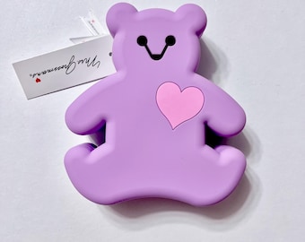 1 Estuche de silicona con forma de oso morado de la Sra. Grossman. Producto oficial con licencia. Nuevo con etiqueta.