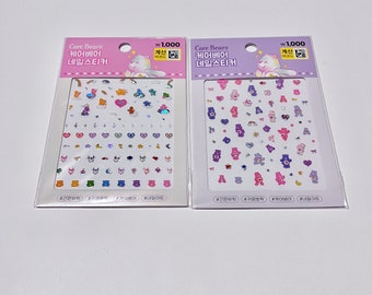 Lote de 2 pegatinas para uñas de los Ositos Cariñositos, con licencia oficial.