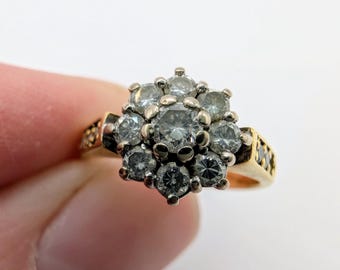 18ct Gold Vintage Diamond Cluster Ring With Diamond Accented Shoulders Sku1990