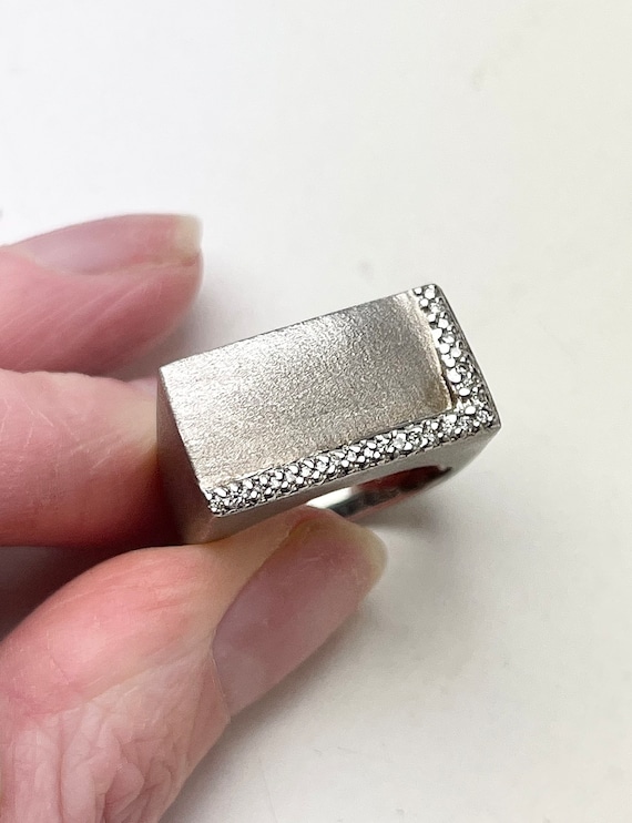 Large Rectangular 9ct Solid White Gold Diamond Ri… - image 1