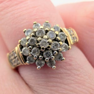 9ct Yellow Gold Diamond Cluster Ring Sku1807