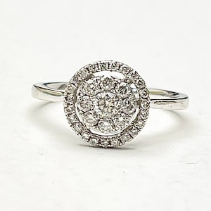 18ct White Gold Brilliant Cut Diamond Halo Cluster Ring