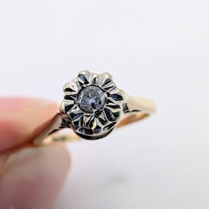 9ct Gold Vintage High Set Diamond Solitaire Ring Sku1664