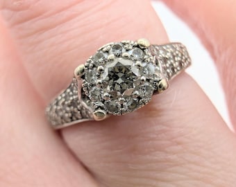 9ct White Gold Diamond Cluster Ring Sku2012