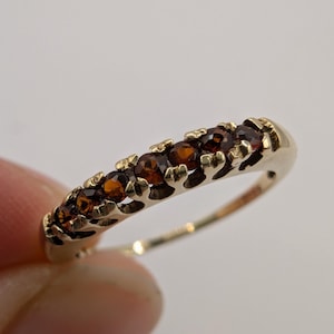 9ct Yellow Gold Vintage Garnet Half Eternity Ring Sku2047