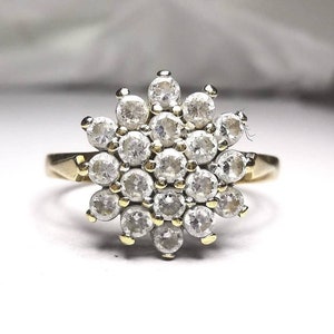 9ct 9k Solid Gold Vintage Sparkling Cluster Ring