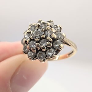 9ct Solid Gold Vintage Sparkling Cluster Ring sku1582