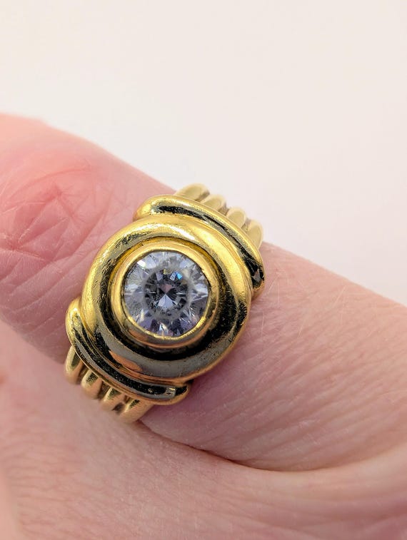 18ct Yellow Solid Gold Solitaire Ring Sku1827 - image 9