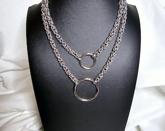 Collar de día funcional de malla de acero inoxidable bizantino: discreto, duradero, para uso diario y para jugar.