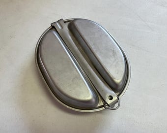 Vintage US Army Mess Kit