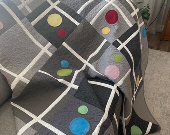 Quilt in grey