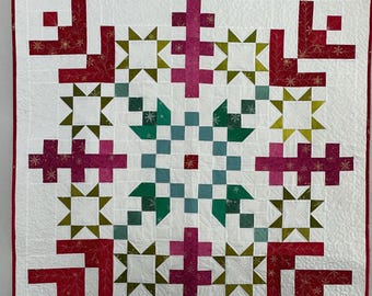 Winter Quilt “Snowflake” in read and green with gold accents