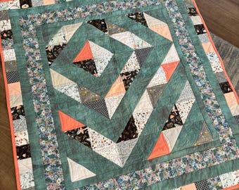 Handmade Baby Quilt: Geometric Pattern