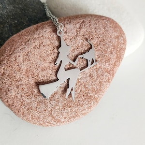 Witch necklace, Witch on broom, Halloween jewelry, Pagan jewelry, Goth necklace, Creepy cute, Witchcraft, Theme jewellery, Oz wicked witch
