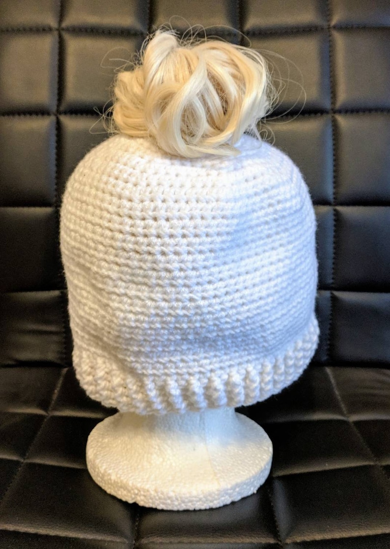 ponytail winter hat