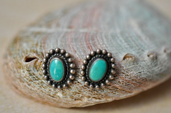 Vintage Native American turquoise earrings oval s… - image 7