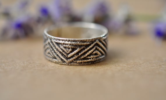 Extreme Work Geometric Native American Gilbert Turquoise Bracelet Extreme Work Geometric Native American Gilbert Turquoise Bracelet