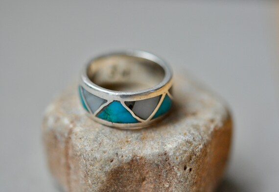 Vintage Native American inlay ring signed JM size… - image 3