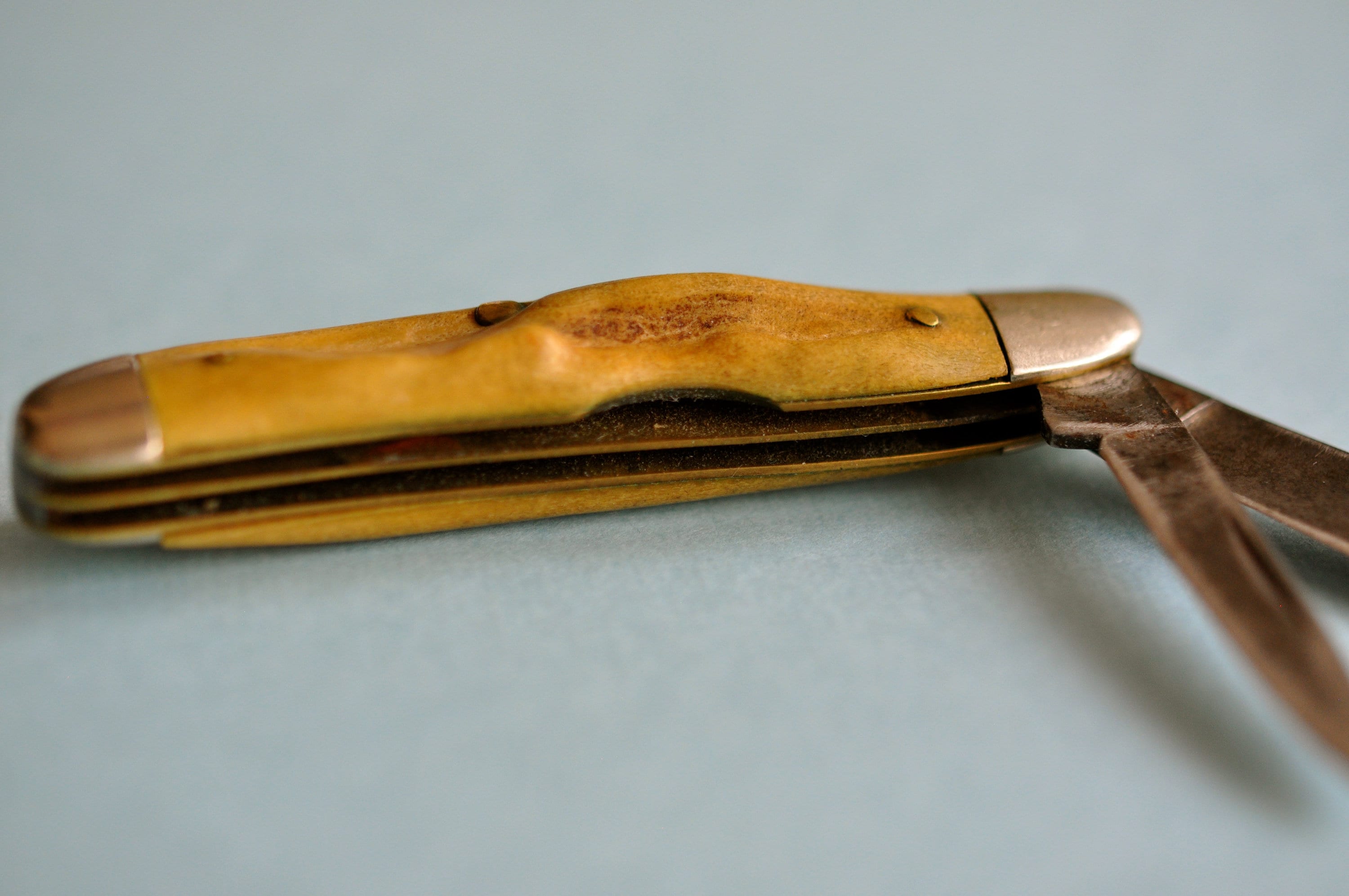 Vintage Case XX Peanut Pocket Knife 5220 Stag Handle USA (1964-69