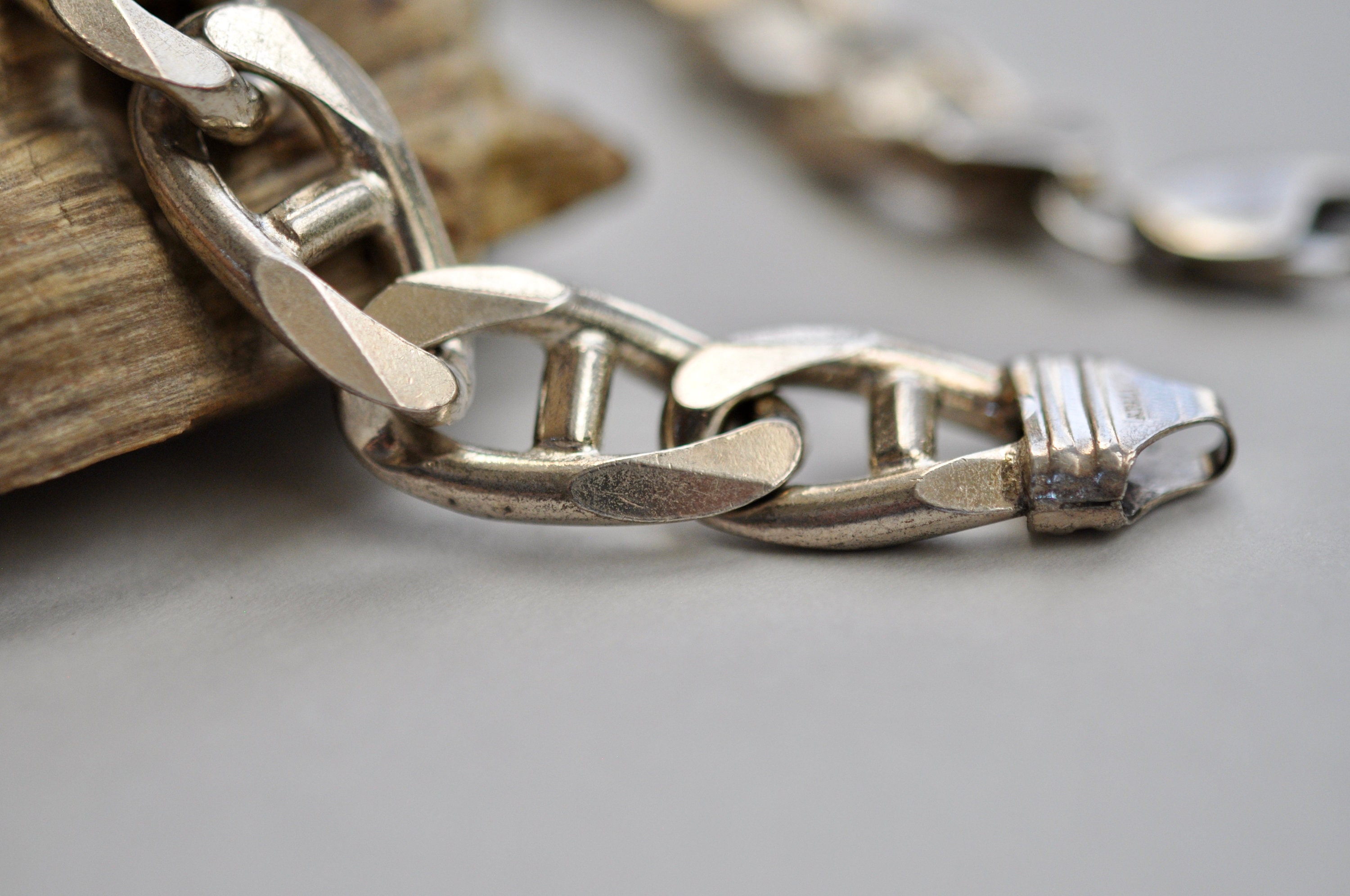 Vintage sterling silver heavy link bracelet made in Italy 9