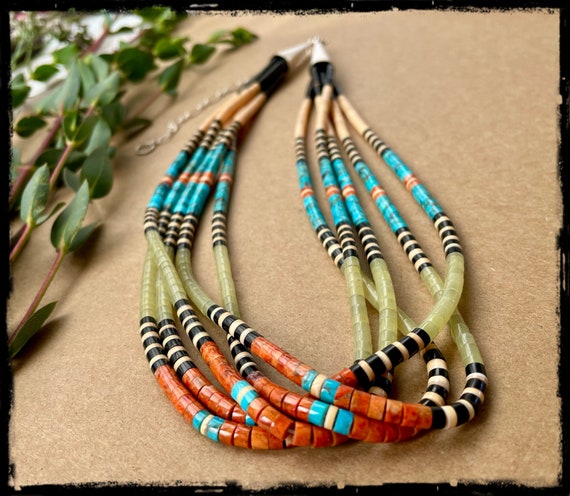 Native american heishi necklace deals