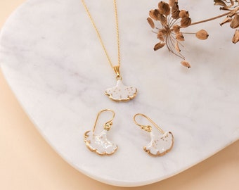 Ginkgo Leaf Necklace And Earring/ Dainty Jewellery/ Wedding Jewellery Set/ Flower jewellery/ Bridesmaid gift/ Bridal Jewellery/ Gift
