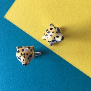 Porcelain Cheetah Cufflinks/ Animal Cufflinks/ Leopard/ Cat/ Cufflinks / Groom Gift / Best Man Gift image 2