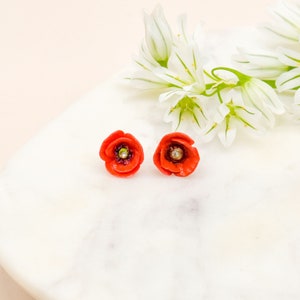 Porcelain red poppy stud earring/ Poppy earrings/ Stud earrings/ Porcelain earrings/ Flower earrings/ gift for her/ Birth Moth Flower Studs