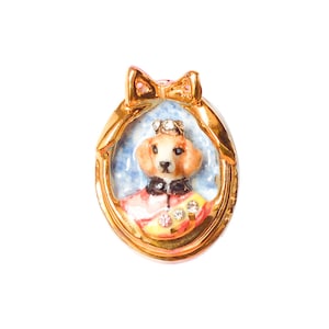 Small Porcelain Dog Cameo Brooch/ oval shape brooch/ dog brooch/ Cameo brooch/ Animal brooch/ dachshund/ sausage dog/ small brooch