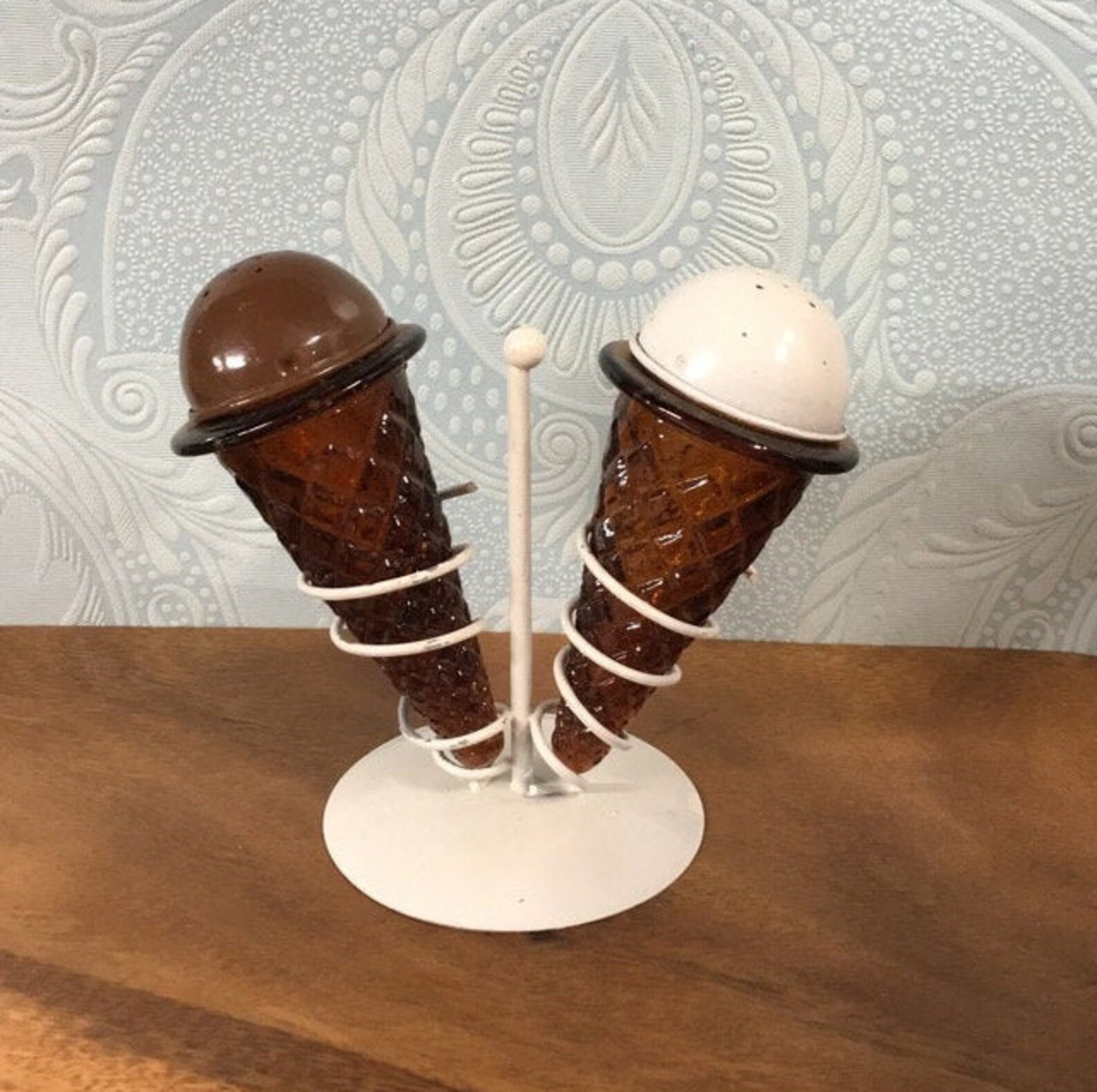 Ice Cream Cone Salt & Pepper Shakers Etsy