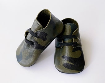 Camo Oxfords, Leather Baby Shoes, Crib Shoes, Baby Shower Gift, Baby Shoes, Soft soled shoes, barefoot shoes, Black and White Shoes