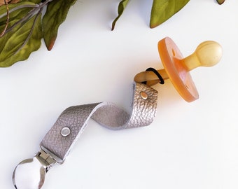 Nickel Leather Pacifier Clip / Leather Paci Clip / Pacifier Clip / Leather Pacifier Clip / New Baby Gifts