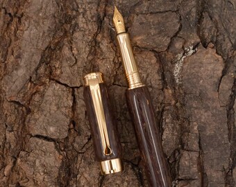 Leveche Fountain Pen in Gold and Tiger Spessartine
