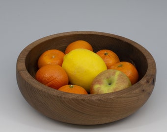 A bowl in Burr Elm - 22cm