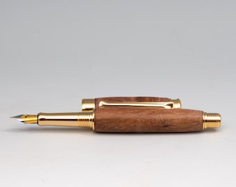 Leveche Fountain Pen - Jatoba and Gold