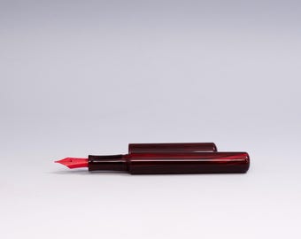St Elmo's Fire Fountain Pen – Minimalist Design