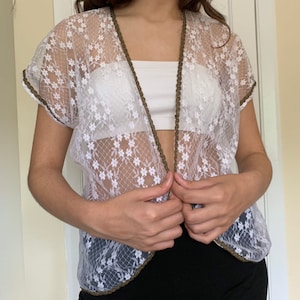 Handmade vintage 70’s white sheer lace open front vest top cardigan vintage bolero jacket cute floral embroidered lace cover up Uk 8/10