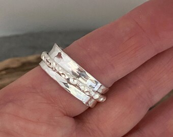 Silver spinner ring with a unique patterned ring band, silver fidget ring, eco friendly made from recycled silver