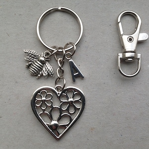Personalised Heart Flowers Bee Initial Keyring, Bag Charm, Birthday Gift, Bee Lover Gift, Stocking Filler, Organza Gift Pouch
