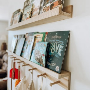 Shelf with hooks and ledge | shelf for pictures | Kitchen decor | Wooden peg rail | coat rack | entryway decor | minimalist | shaker peg