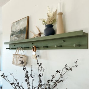 Estante con ganchos y repisa / estante para cuadros / decoración de cocina / perchero de madera / perchero / decoración de entrada / minimalista / perchero shaker